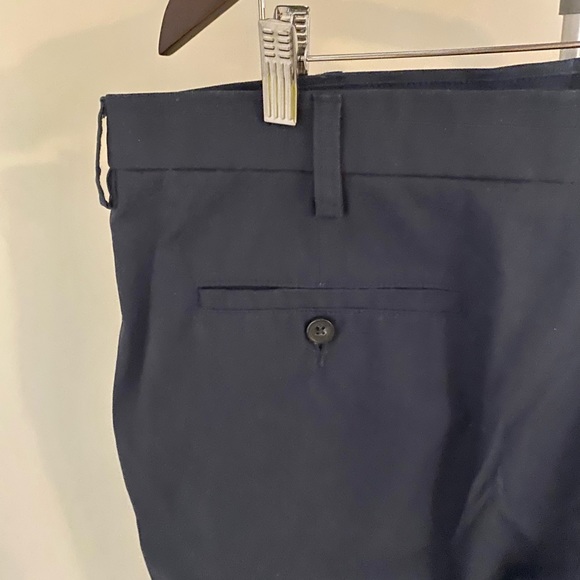 Croft & Barrow Men’s Easy Care, Classic Fit Navy Trousers Size 38x32 - Picture 6 of 6